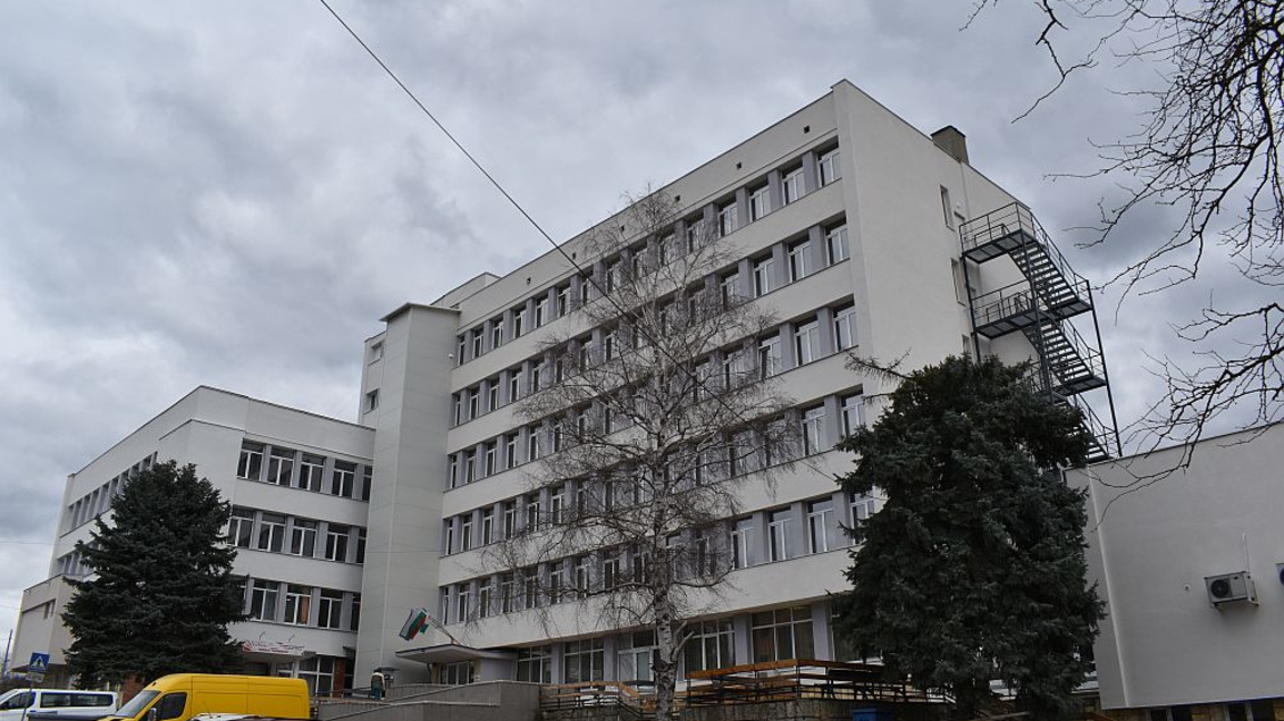 Ремонтът на Дома на стари хора в Разград - на финала