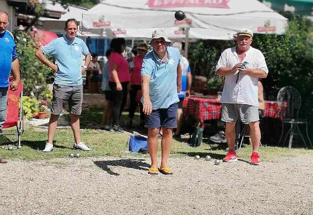Playing petanque by the sea in Shabla