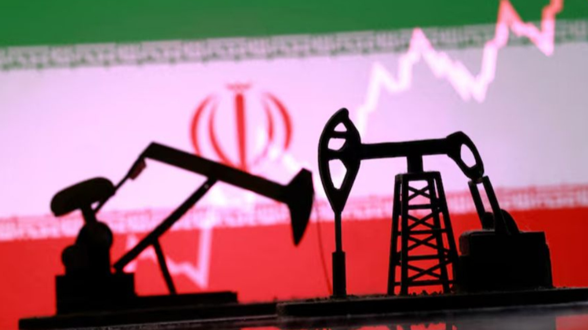 Ръст на петролните приходи на Иран, само той изнася през Ормузкия проток