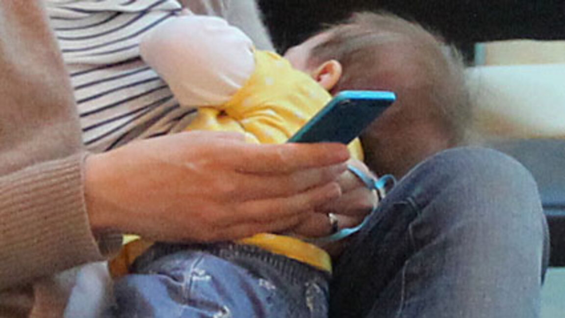 БАПЗГ: Работодателят е длъжен да осигури правото на всяка работеща майка да кърми