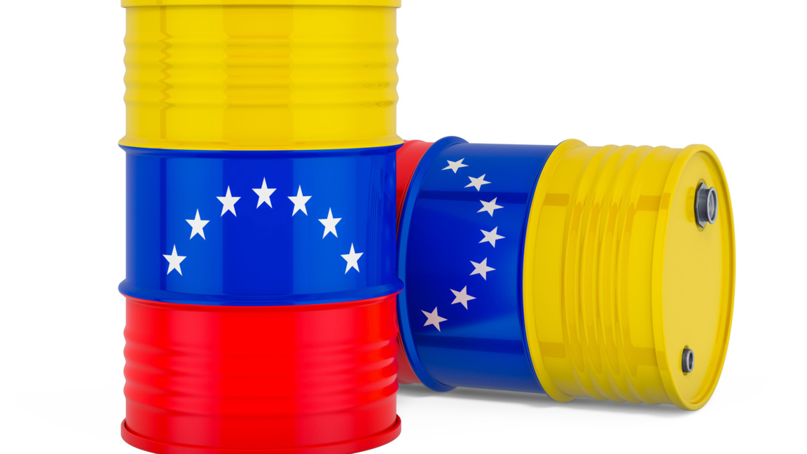 САЩ разрешиха трансакции с венецуелската петролна компания PDVSA