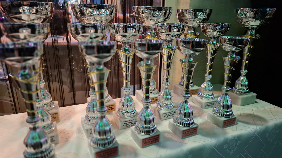 Над 110 учители участваха в четвъртия спортен турнир в Сливен