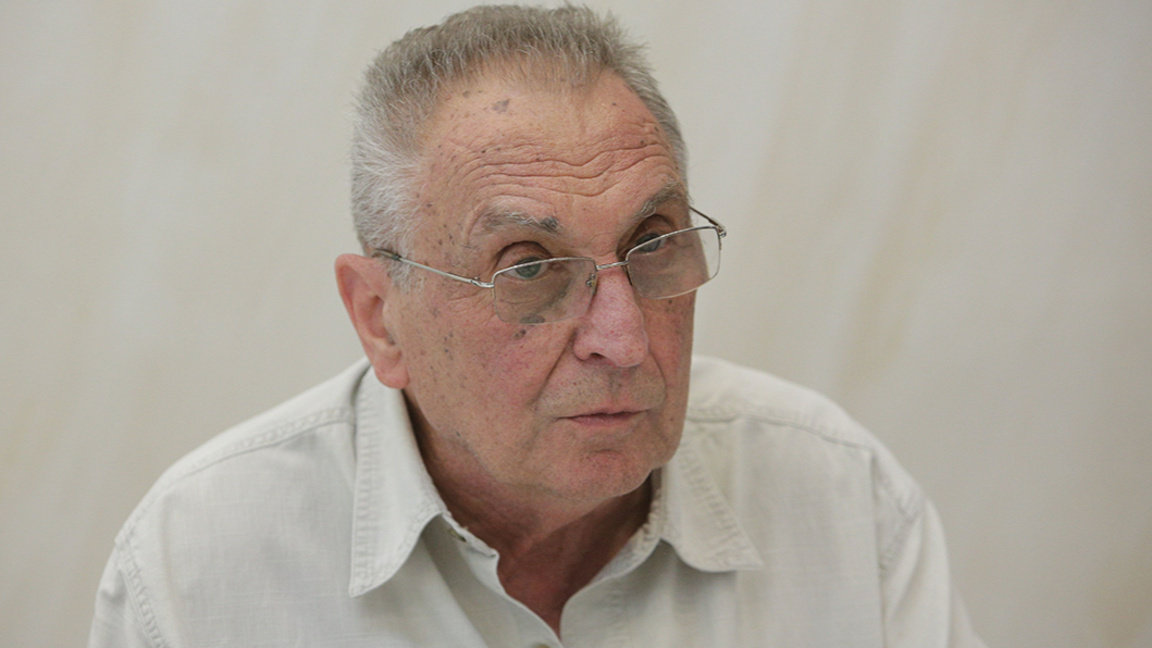 Владимир Перев