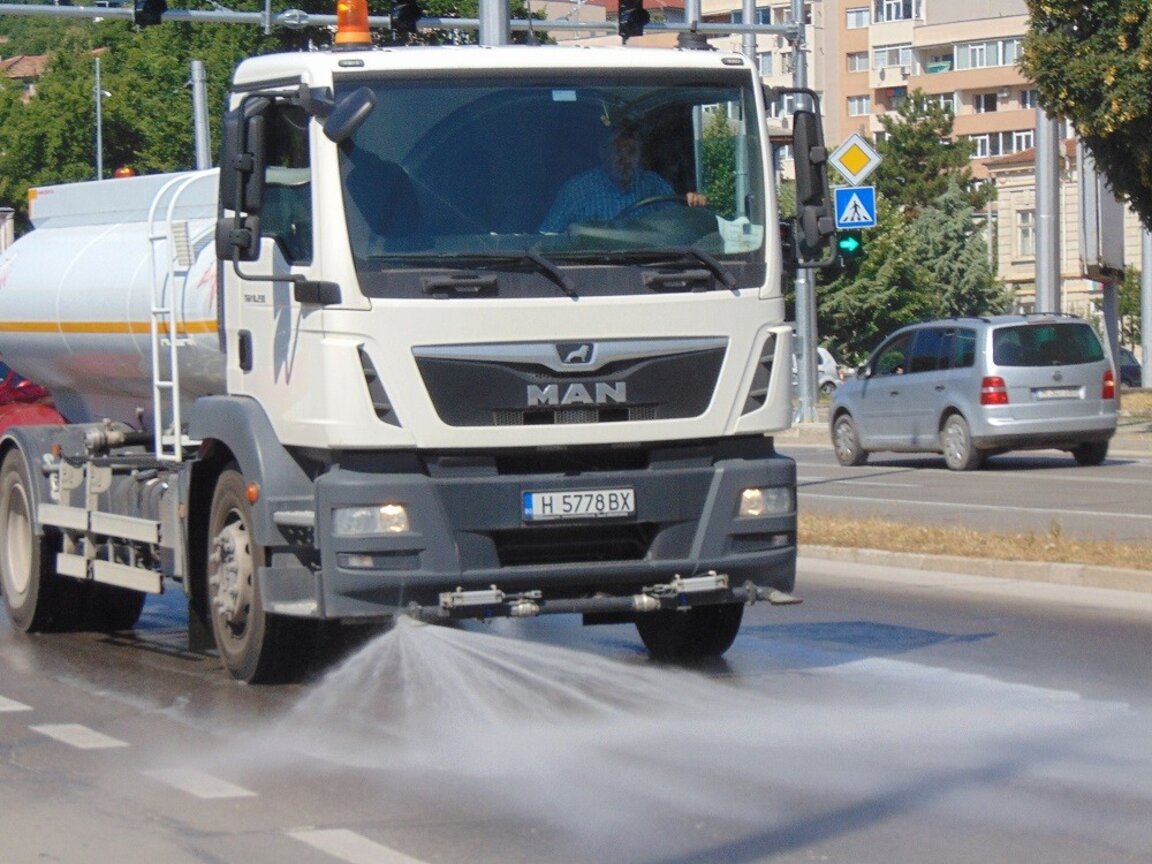Мият улиците от понеделник