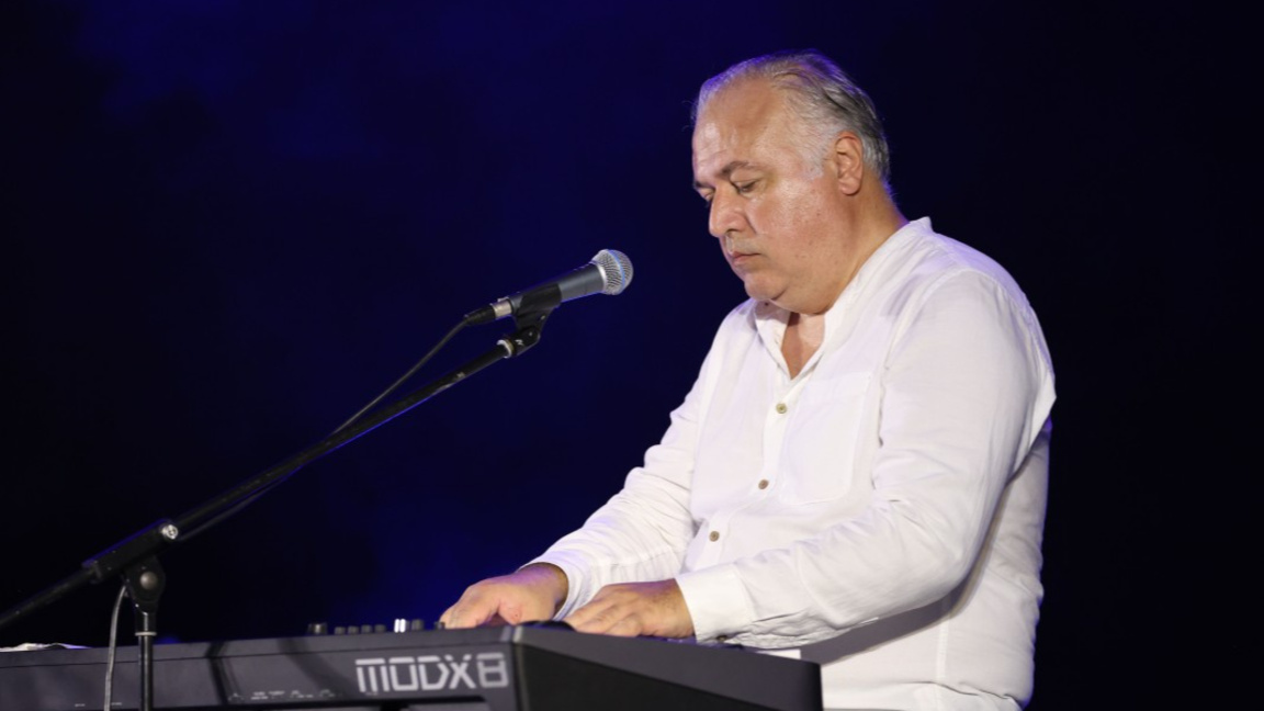 Момчил Колев