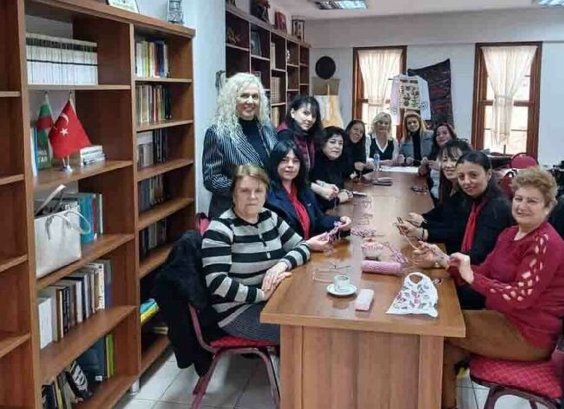 Yalova Balgöç Kadın Kollarından marteniçkayı tanıtma girişimi