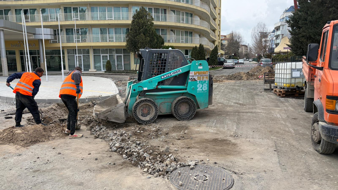 Реконструкцията на улица „Първа“ в Слънчев бряг влиза в последен етап