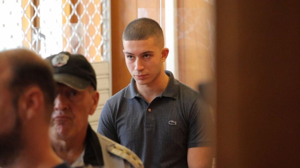 Бургазлиев отрича да е пушил марихуана. Ще има ли втора експертиза?