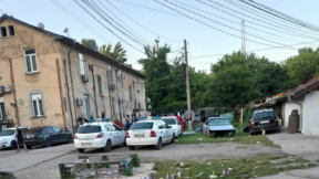 15 акта за нарушения след спецакция в пернишкия квартал "Хумни дол"