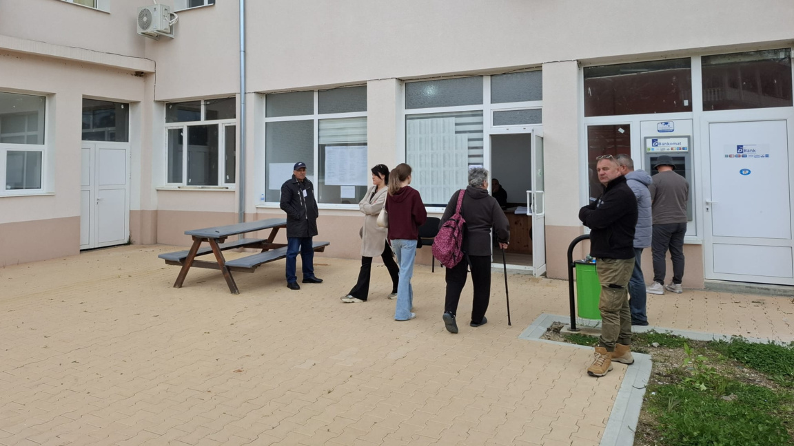 В Бял извор машина не отчете вота на гласоподавател