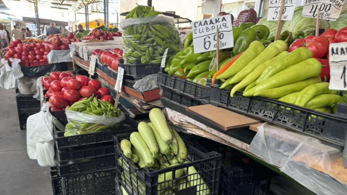 Пазарът в Младост