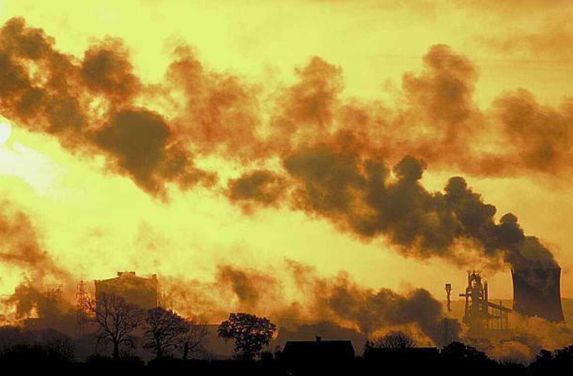 Цех обгази няколко столични квартала. Няма опасност за хората