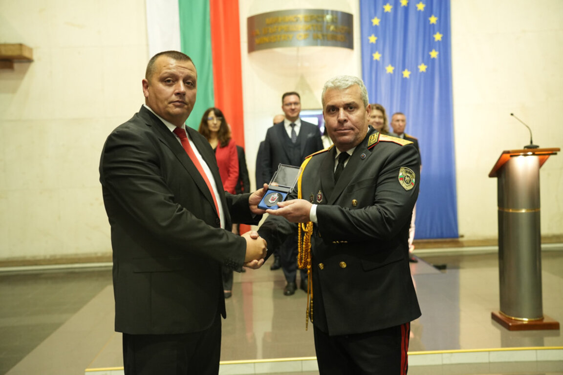 Почетен знак за директора