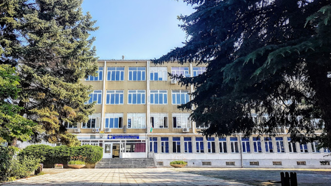 Френската гимназия във Варна