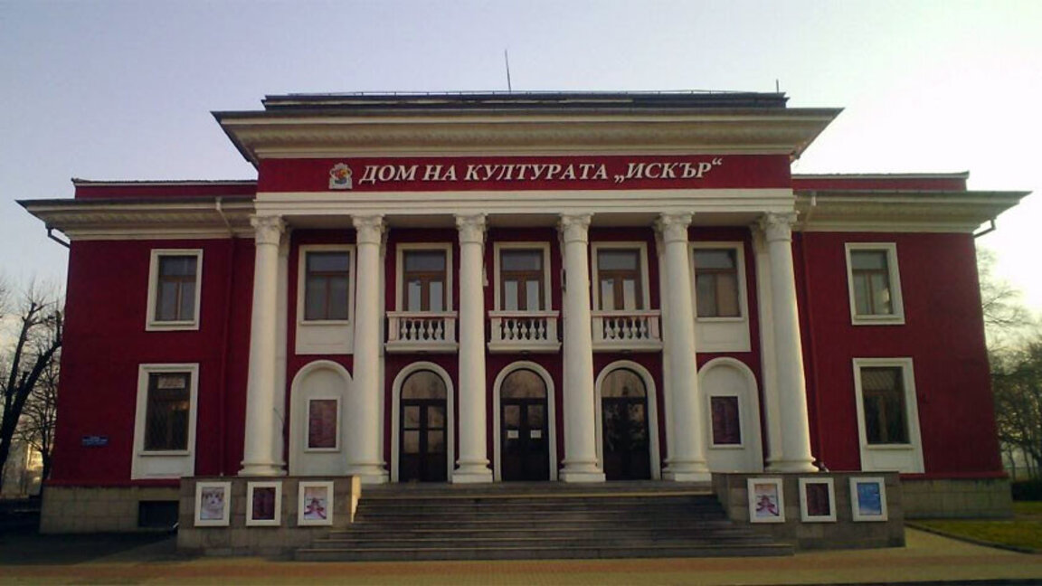 Благотвориетелен концерт помага на Коко да продължи своето лечение