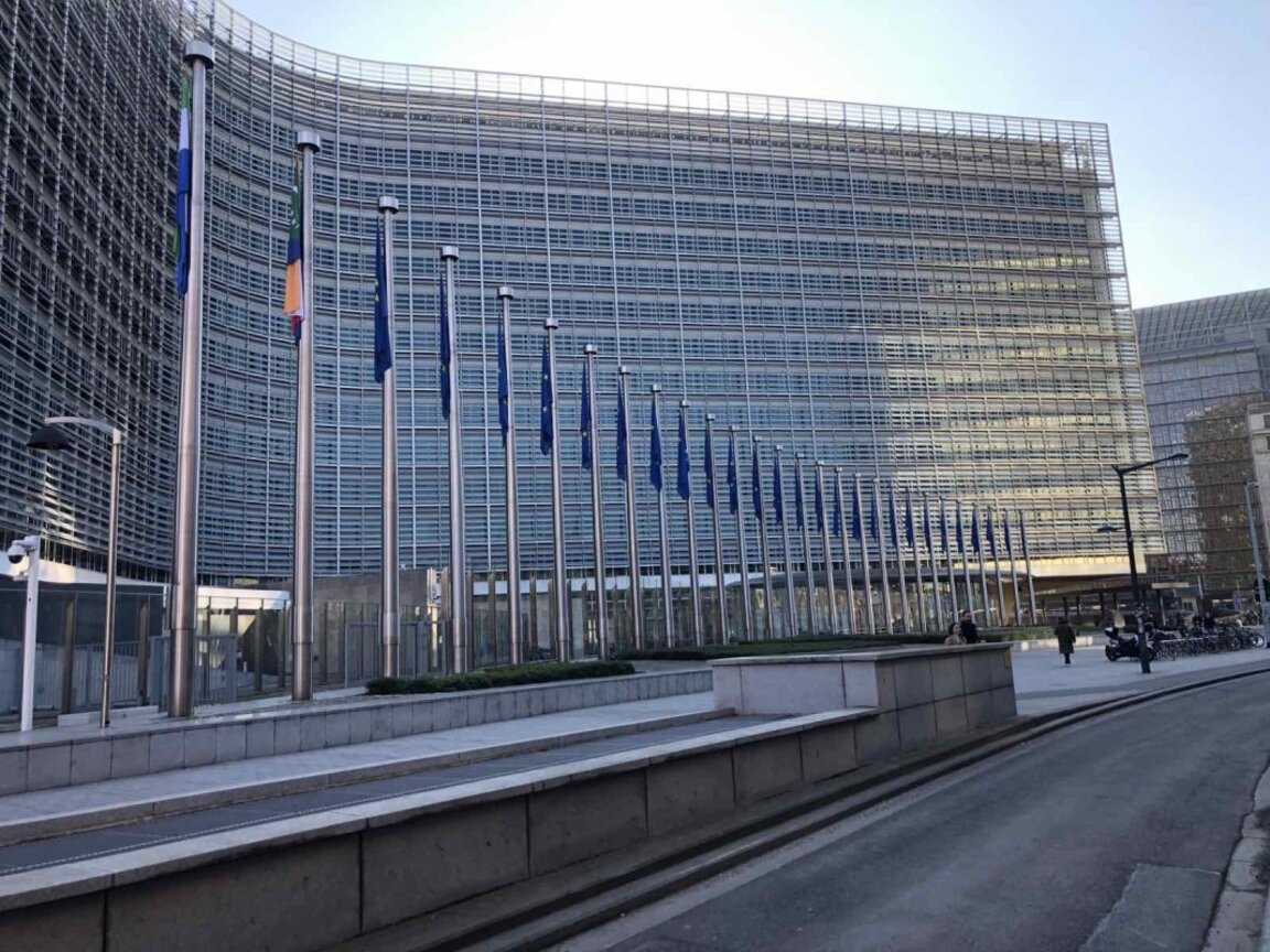 Bruselas pide aclaraciones sobre la prohibición de la propaganda LGBTI en las escuelas búlgaras
