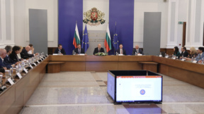 Радев: Мерките срещу прането на пари са гарант за излизане от "сивия списък"