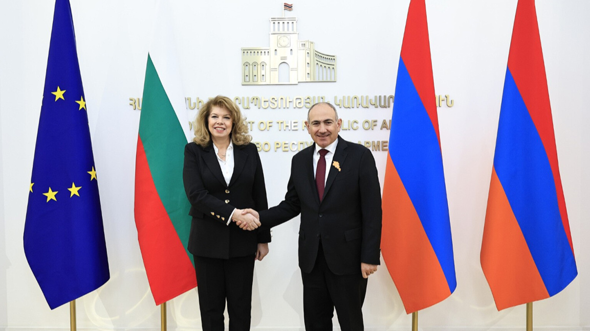 La presidenta está en Armenia para la cumbre de la Comunidad Política Europea 