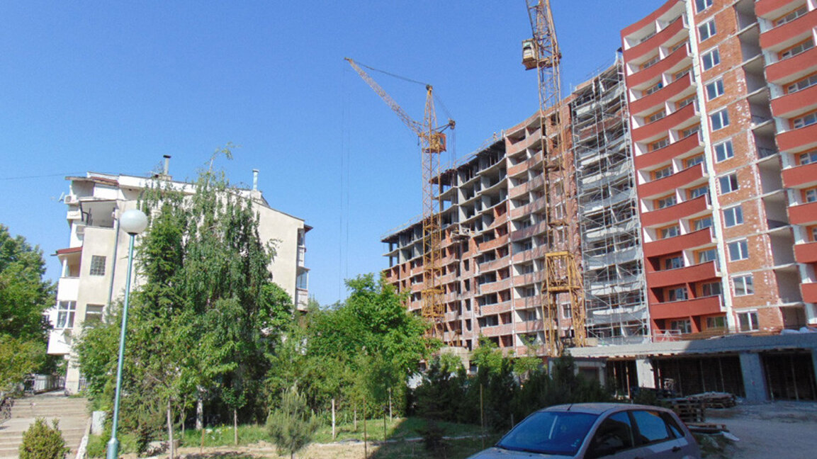 Продължава ли презастрояването в кв. "Павлово"?