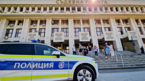 Нови талас претњи бомбама широм Бугарске паралисао бројне институције