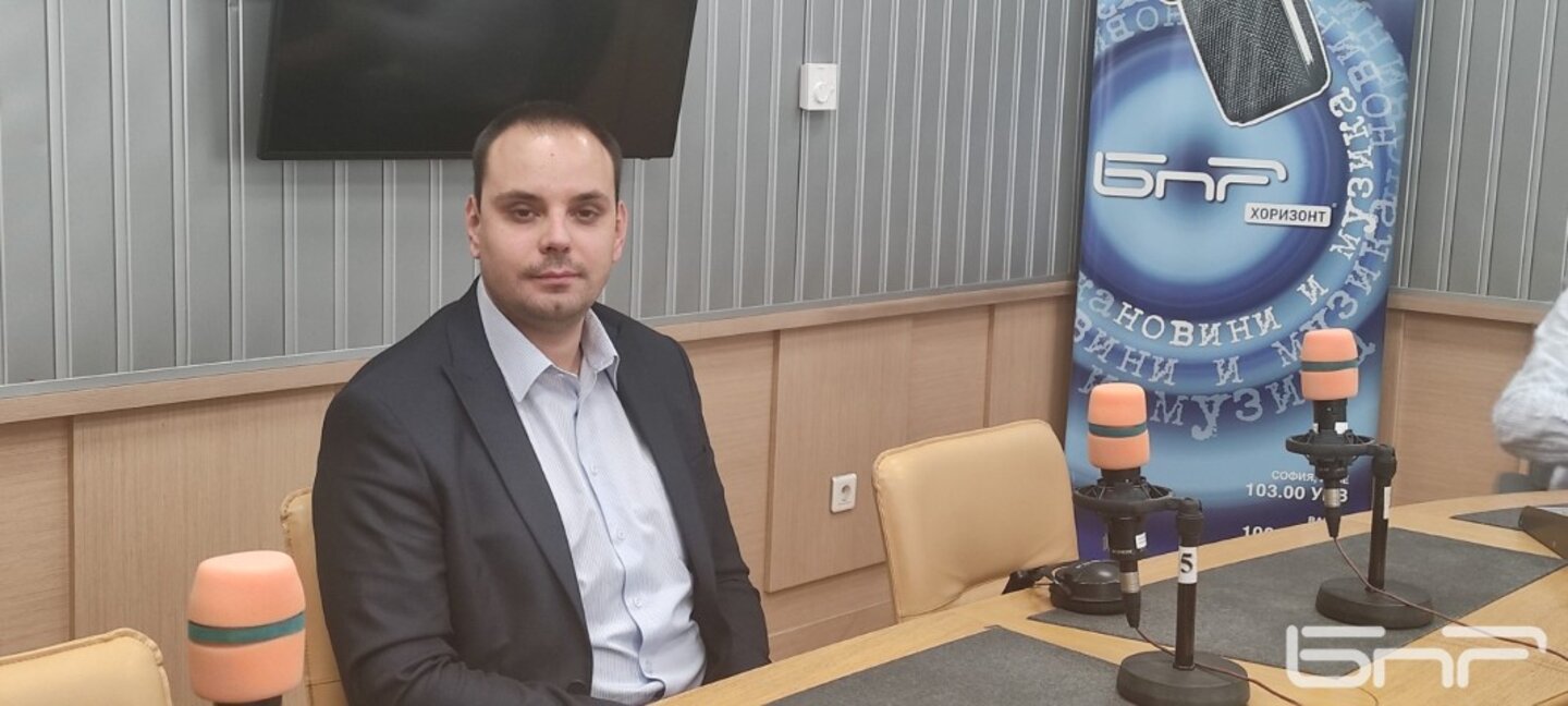 Доц. Димитър Златинов