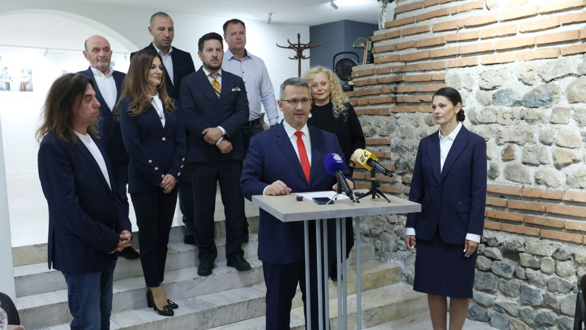 Υποψήφιοι Πρόεδρος και Αντιπρόδρος ο Χριστάνοβ και η Τσερκέζοβα