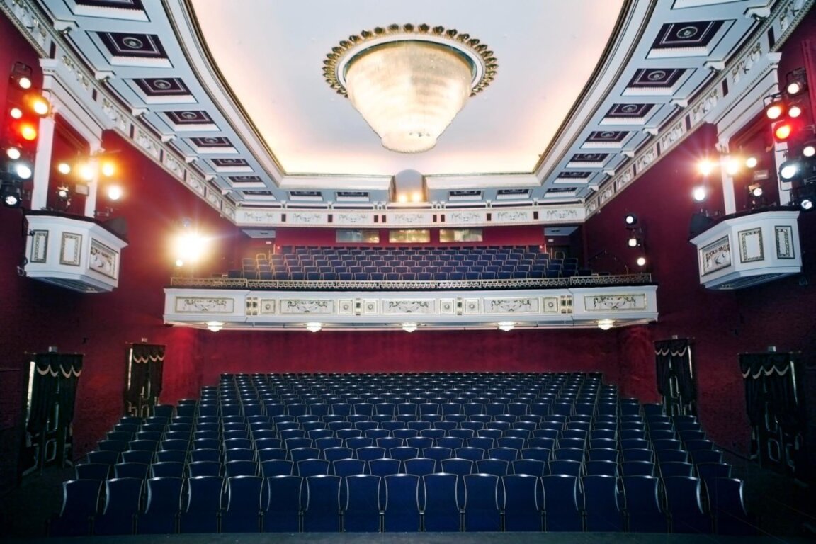 Në Plovdiv nis Festivali Teatror "Skenë në Kryqëzim"