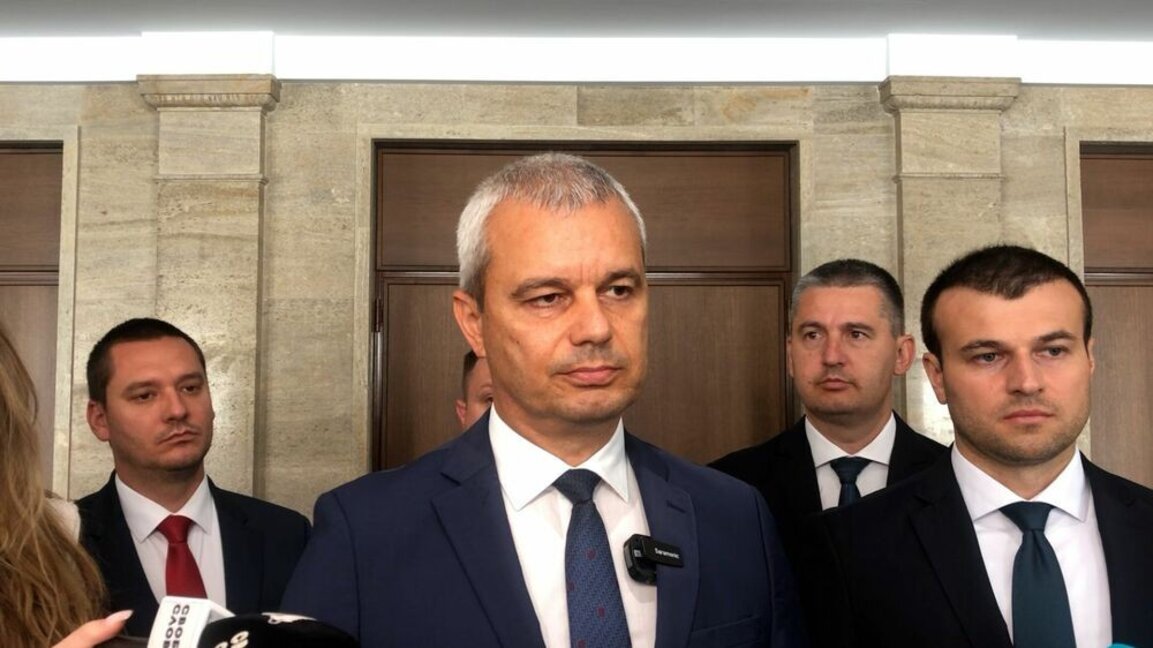 “Vızrajdane” lideri Kostadin Kostadinov: Devlet bütçesi ekside