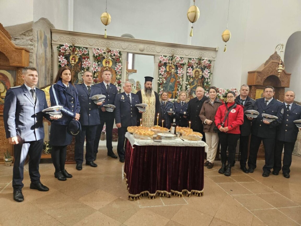 В Кърджали почетоха паметта на загиналите при пътни произшествия