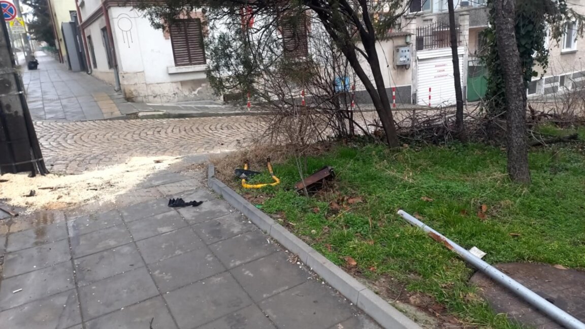 Удар в стълб