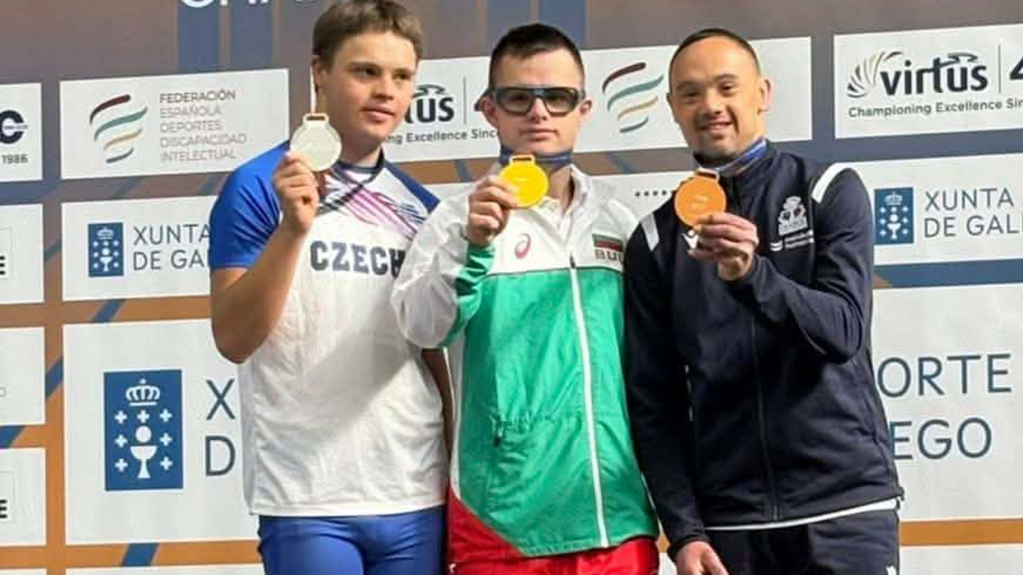 Спортисти с интелектуални затруднения