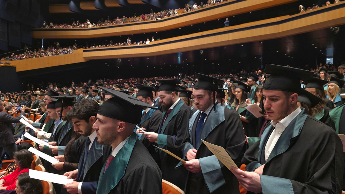 Des étudiants de 33 pays diplômés de l’Université de médecine à Sofia 