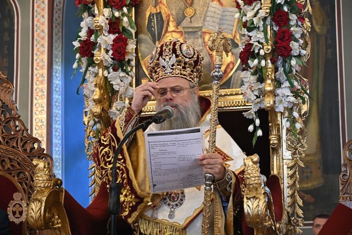 Митрополит Николай честити Възкресението на пловдивчани