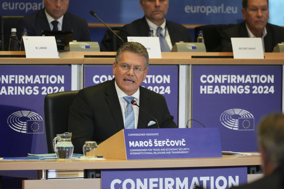 Марош Шефчович