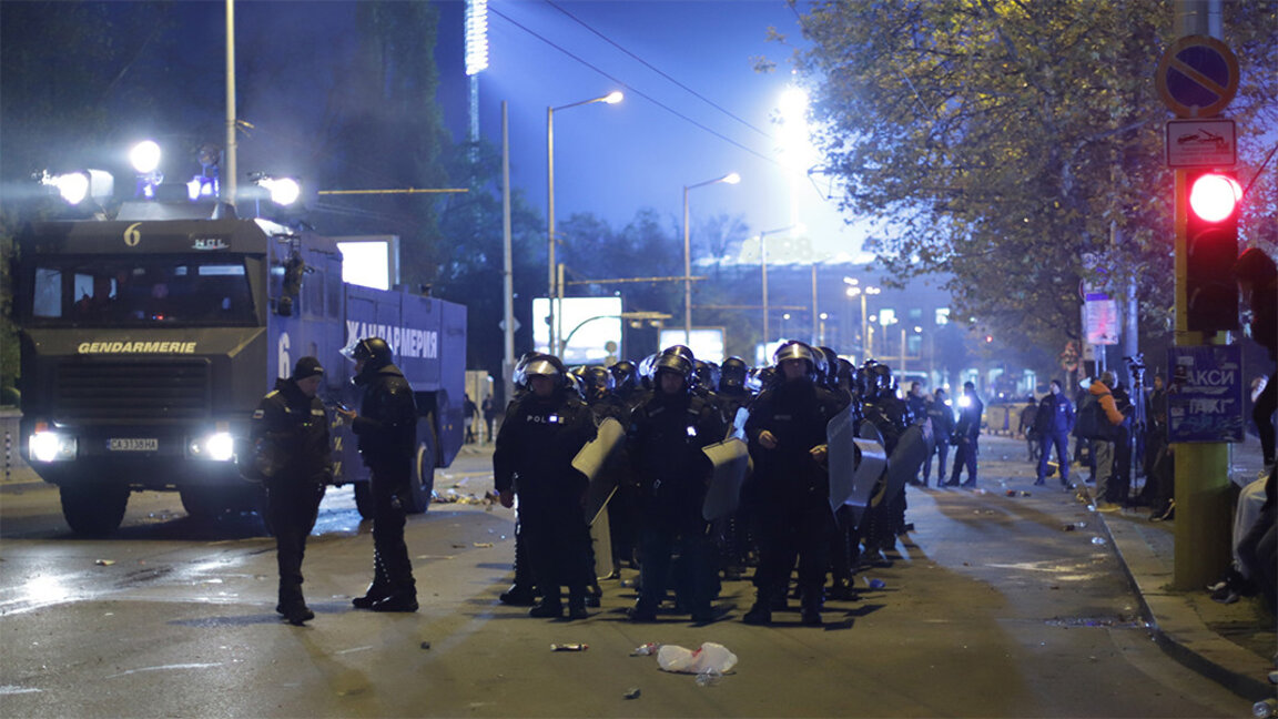Präzedenzlose Zusammenstöße zwischen Polizei und Demonstranten in Sofia