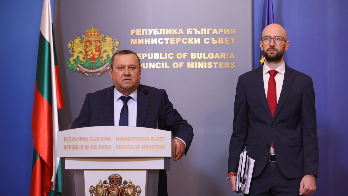 Социалният министър Хасан Адемов и финансовият министър Георги Клисурски