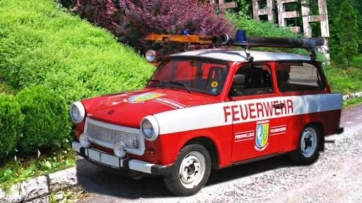 The village of Ribaritsa hosts the 14th edition of Trabant Fest