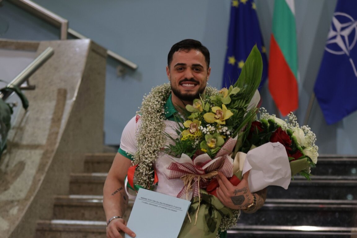 Карлос Насар