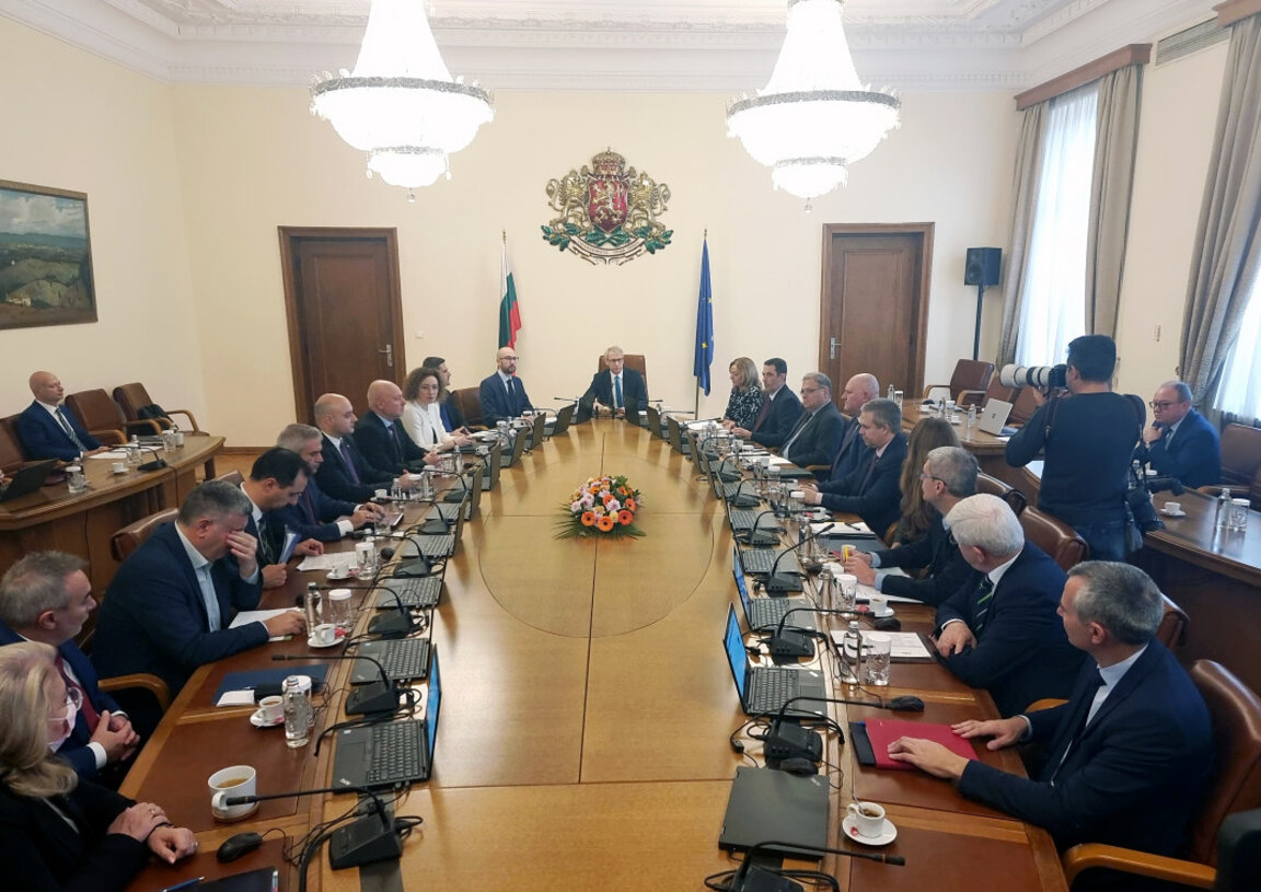 Още 28 млн. лв. по бюджета на МО за военна техника и инфраструктура