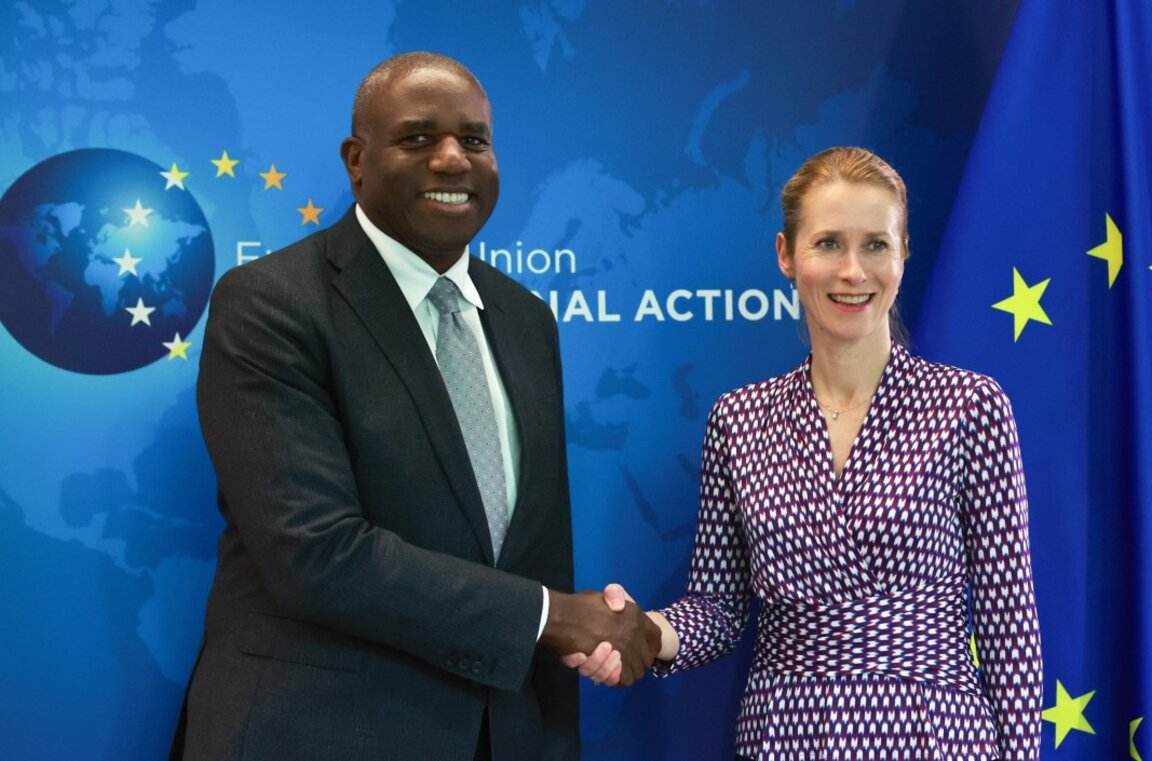 Върховният представител на ЕС за външните работи и политиката на сигурност Кая Калас и британският външен министър Дейвид Лами в Брюксел, Белгия, 11 юни 2025 г.