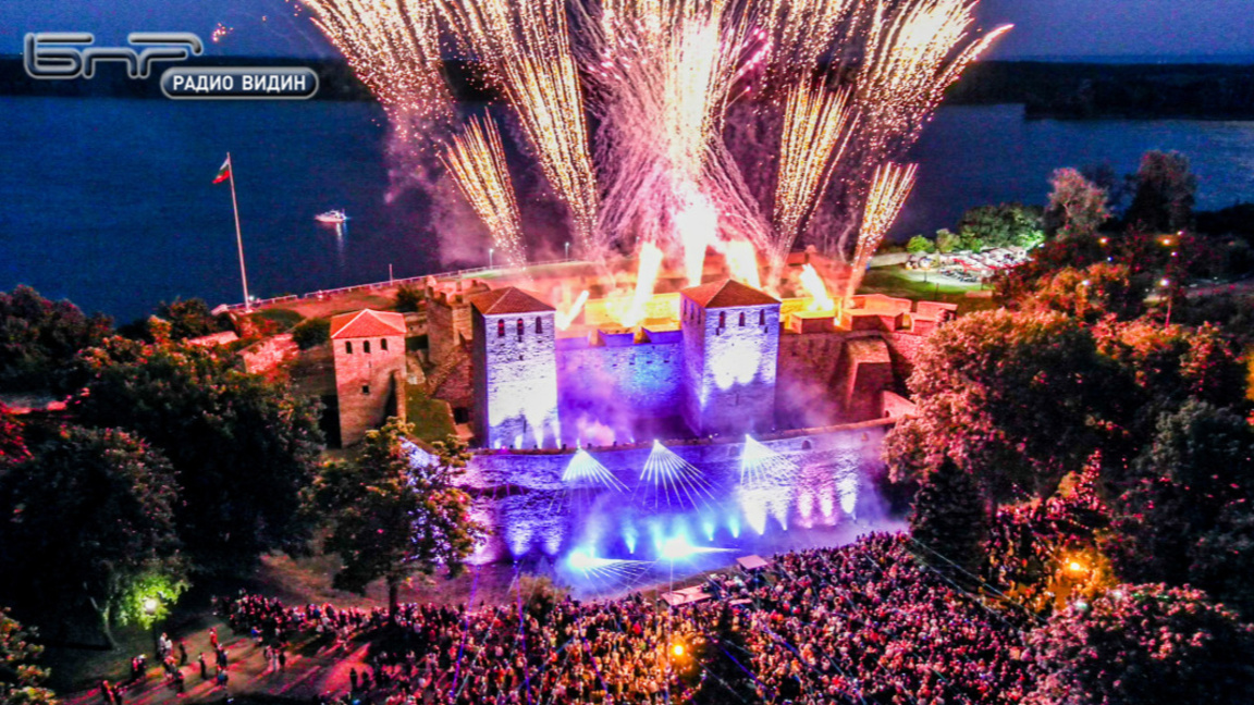 Art Festival "The River“