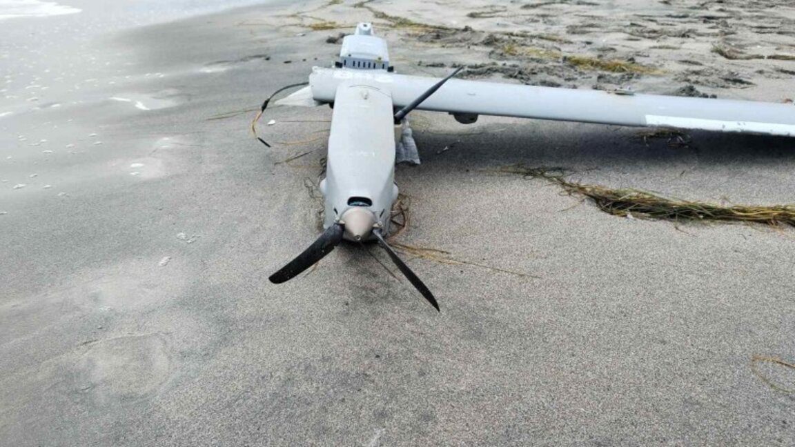 Hallado un dron en la playa Norte de Burgás