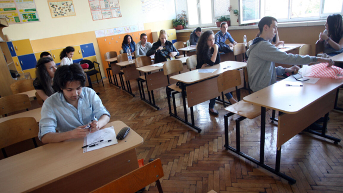 Зрелостниците с втори шанс да се явят на матура като вход за висше учебно заведение