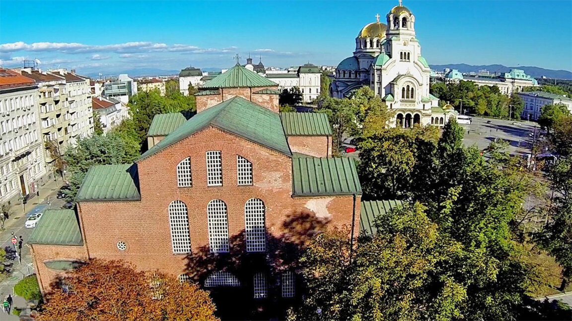 La basilique Sainte Sophie et la cathédrale Saint Alexandre Nevski
