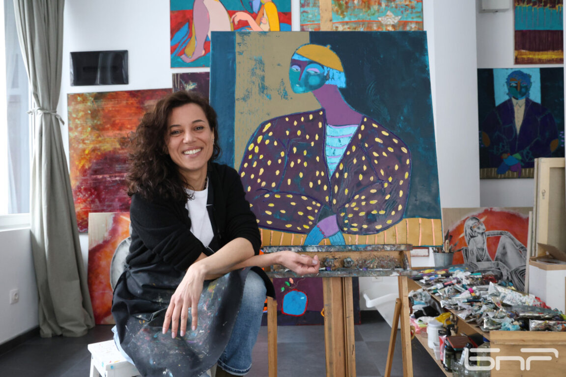 Татяна Харизанова в новото си ателие.