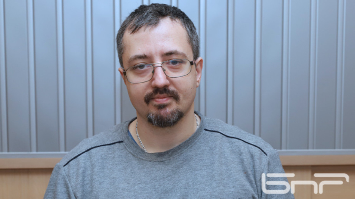 Лъчезар Томов