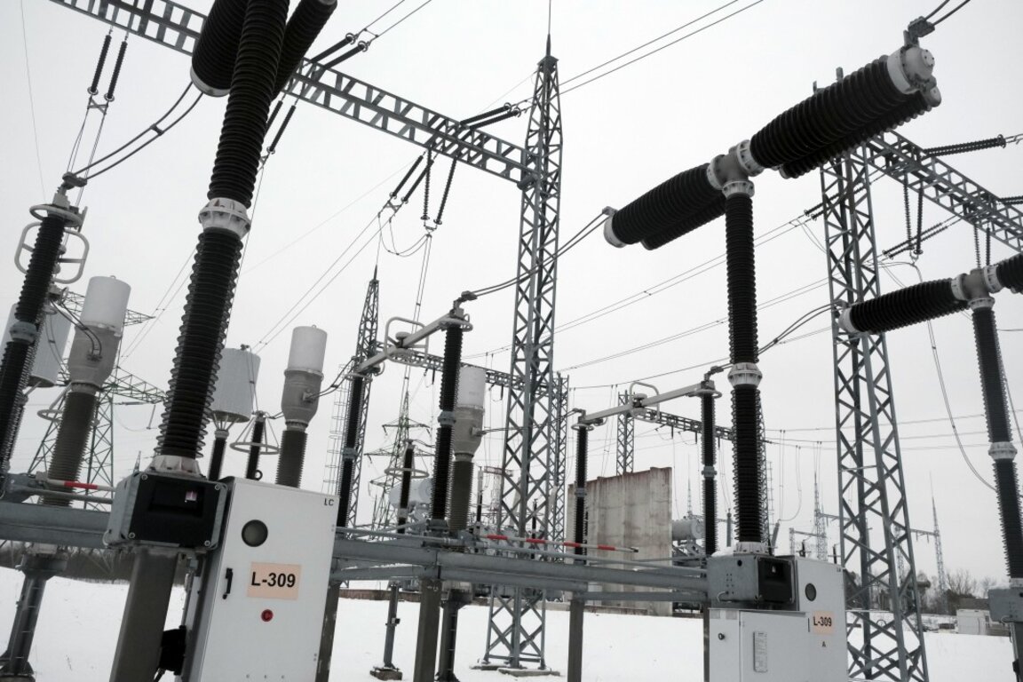 Балтийските страни успешно са се присъединили към европейската електропреносна мрежа