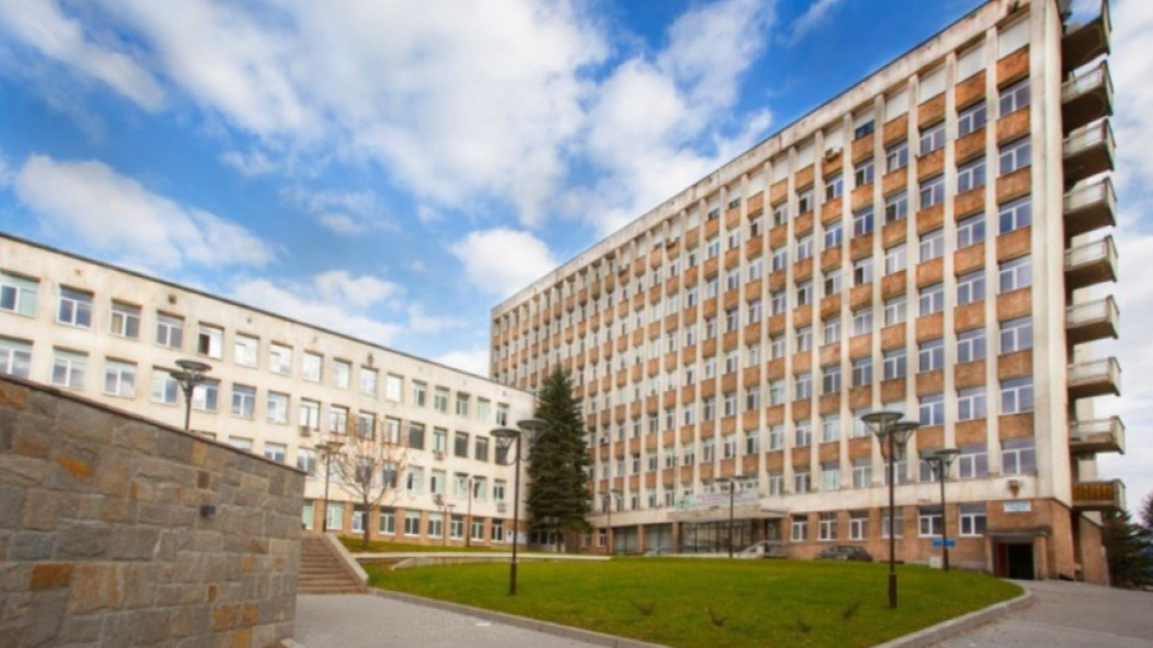 Родилното отделение в Смолянската болница получи нов видеоларингоскоп