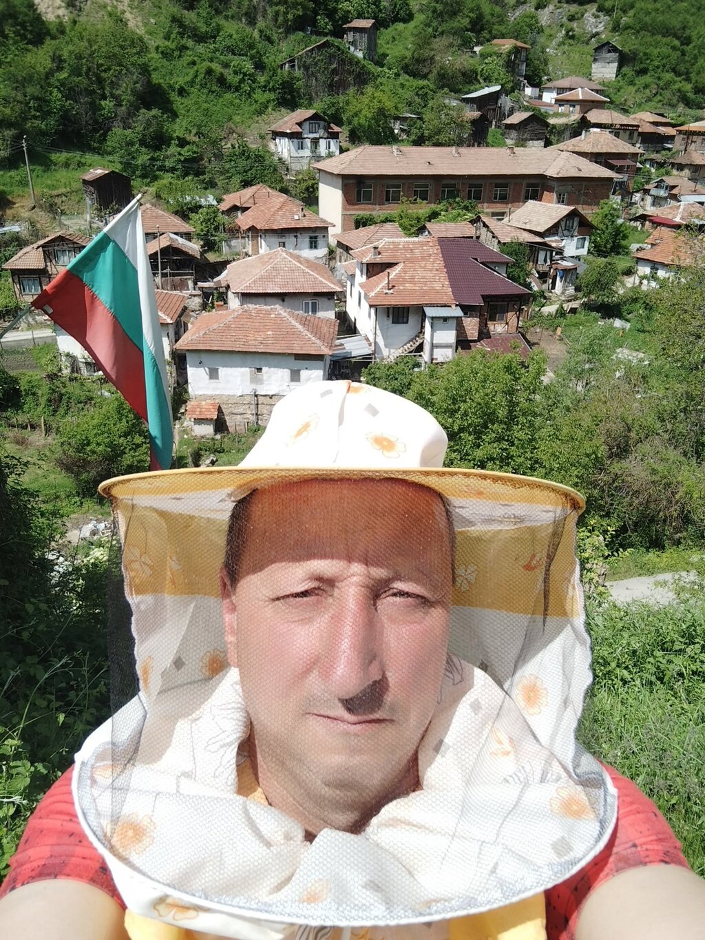 Георги Влахов: Има огромна разлика в меда от полето и този от Балкана