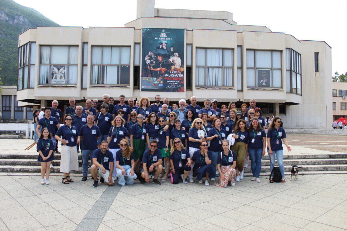 Врачанският театър изпраща силен сезон